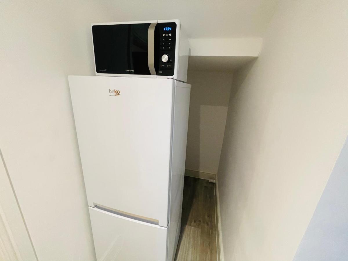 New Modern Studio Apartment, Parking, Netflix Кенилворт Экстерьер фото